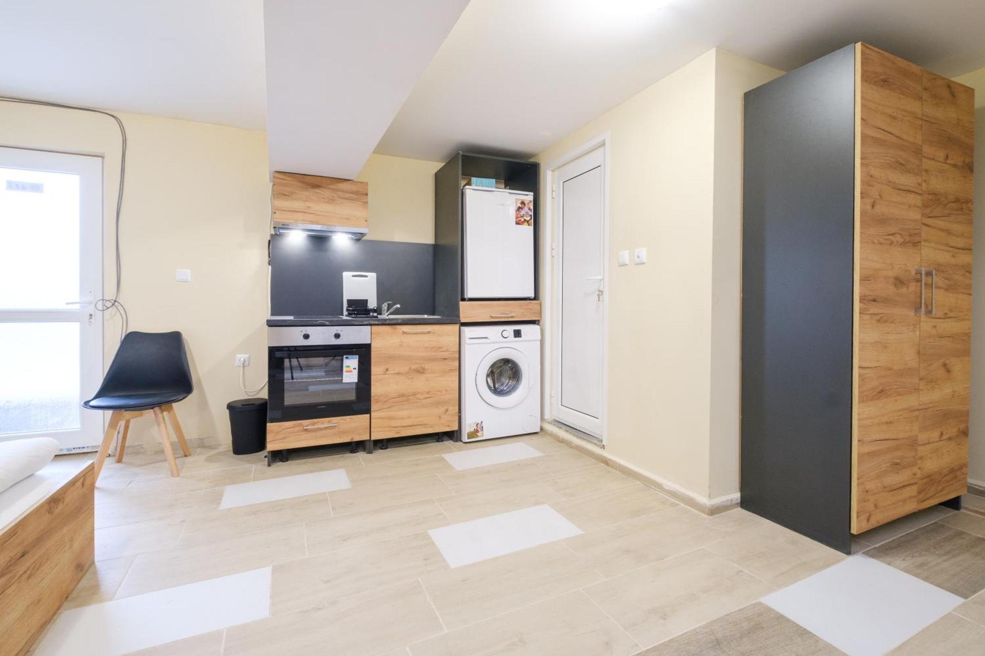 Trendy Studios - Free Parking In Veliko Turnovo Luaran gambar