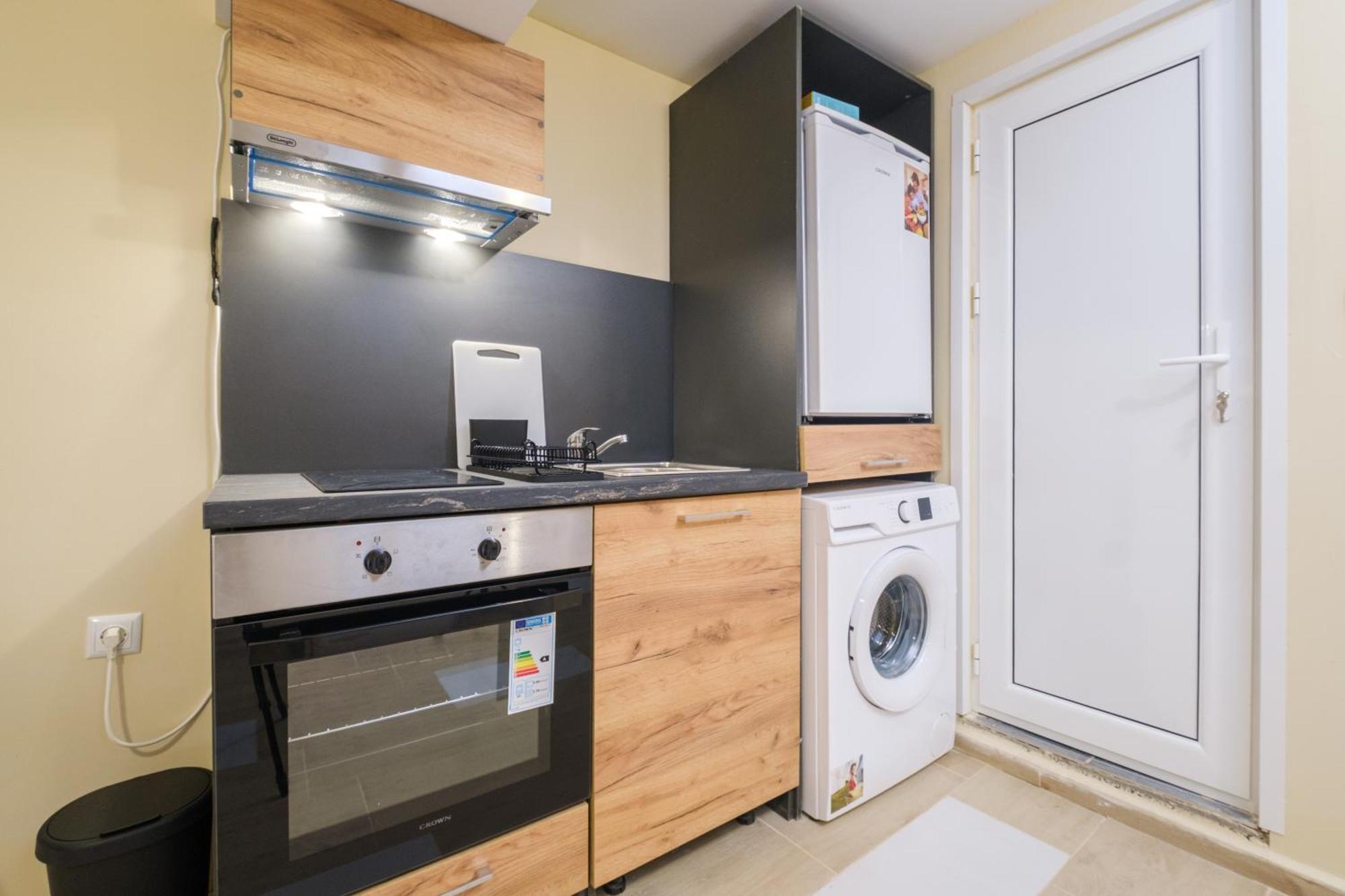 Trendy Studios - Free Parking In Veliko Turnovo Luaran gambar