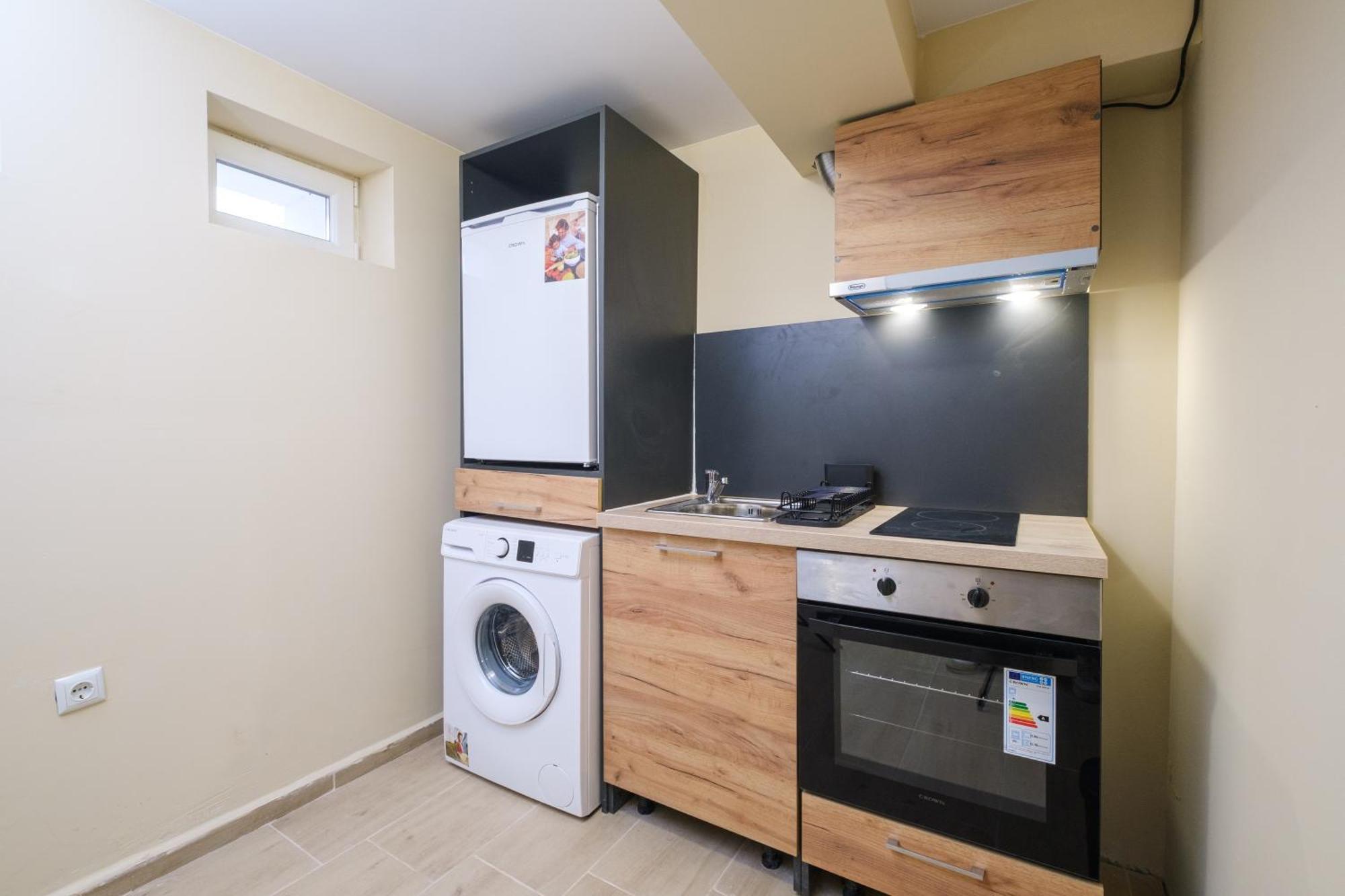Trendy Studios - Free Parking In Veliko Turnovo Luaran gambar