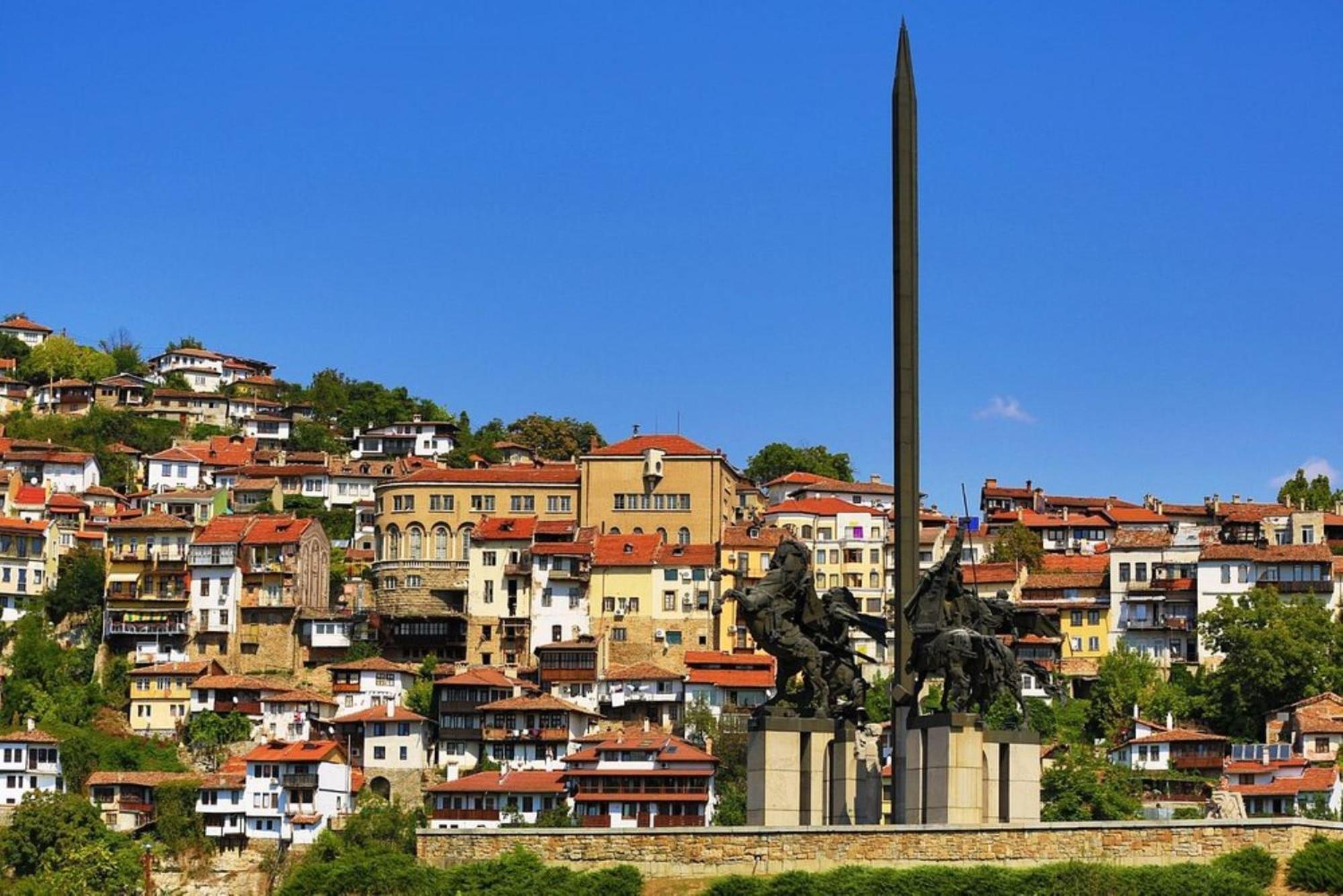 Trendy Studios - Free Parking In Veliko Turnovo Luaran gambar